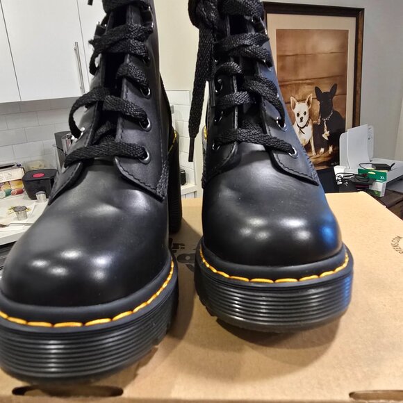 Dr. Martens Womens JESY Black Leather Ankle Boots Shoes US size 7 Air Wair NEW - Picture 9 of 15